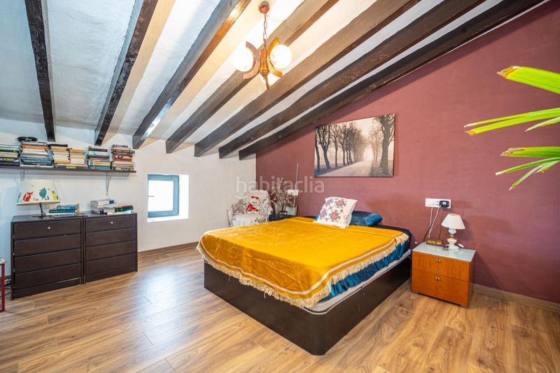 Foto a27a2c20-7999-44df-9c6e-b24b26e45104. Casa adosada casa de pueblo reformada con jardín en Campanet