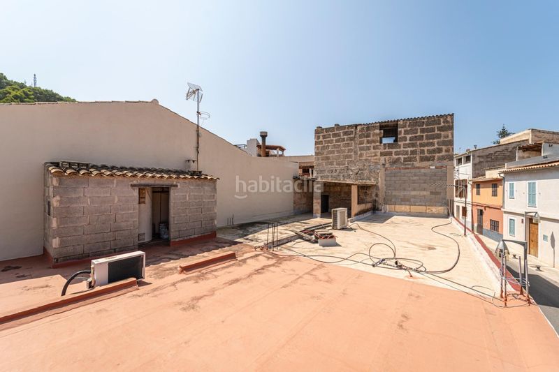 Foto 66765630-c5d8-4933-8324-0a38cbb01a17. Edifici a Capdepera poble Capdepera