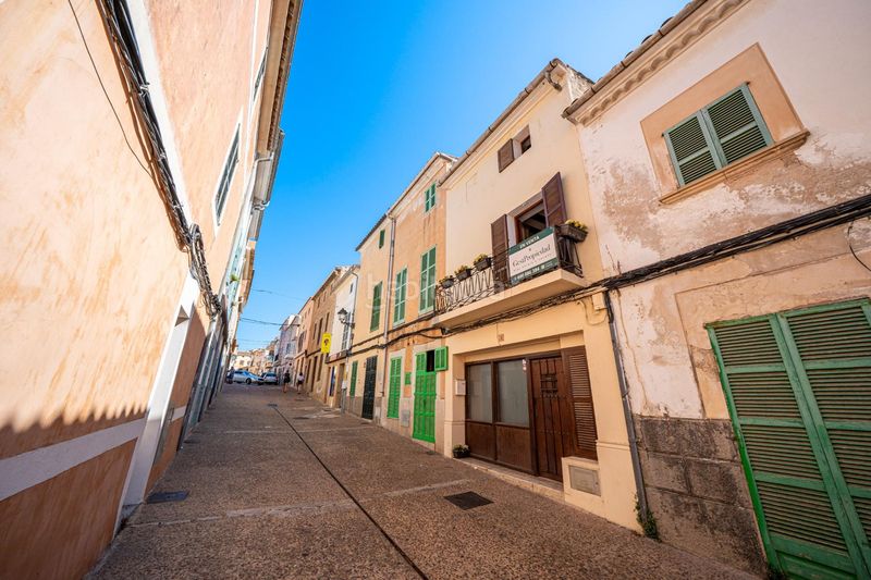Foto eded8364-a7fc-4e85-b5b0-ca8aae66cd06. Casa a Capdepera poble Capdepera