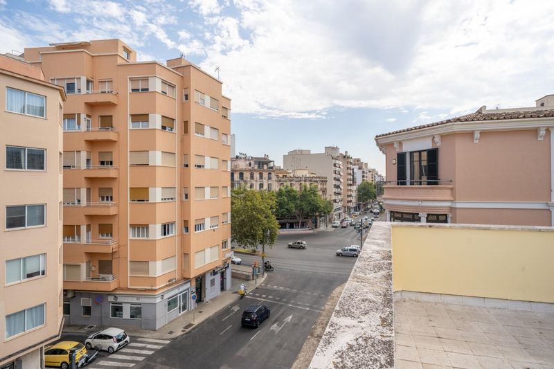 Foto b9192e22-d283-4147-bbac-a9c656eb6ca1. Edifici a El Sindicat Palma de Mallorca