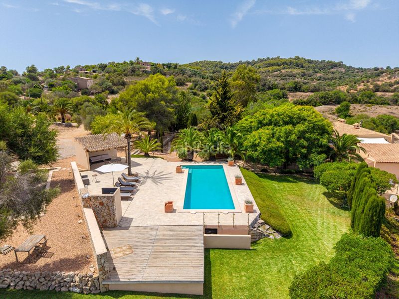 Foto b38d675d-05e1-4391-aecd-efa3cbc7b17f. Masia a Manacor centre Manacor