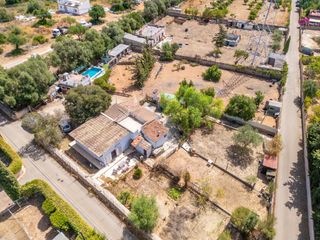 Mas  Zona son orlandis d'amunt. Propiedad con terreno, estudio independiente y piscina