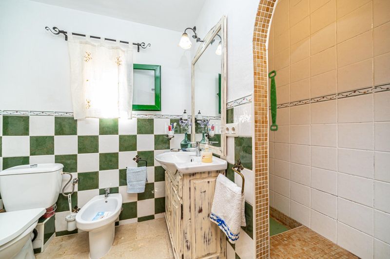 Foto c697869d-53d3-4ffe-abfe-3df9551d27de. Masía propiedad con terreno, estudio independiente y piscina en Palma de Mallorca