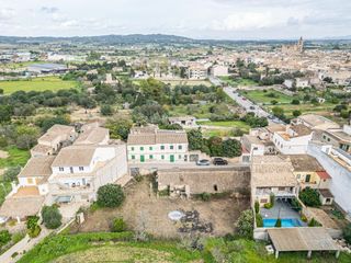 Casa in Porreres. Casa con terreno con opción a desarrollo plurifamiliar