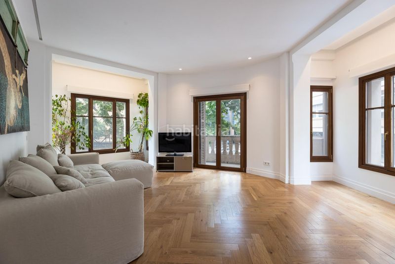 Foto 40c4c950-85fa-4ba4-a19c-2f7b655b1ada. Edificio in avenida del comte de sallent 16 in Bons Aires Palma de Mallorca