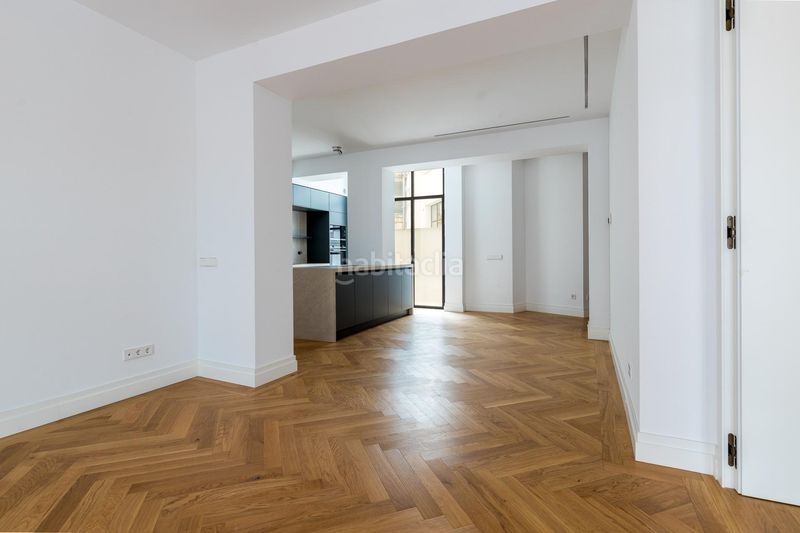 Foto c78c591d-dfb4-4eea-a88a-b4f69be48902. Edificio in avenida del comte de sallent 16 in Bons Aires Palma de Mallorca