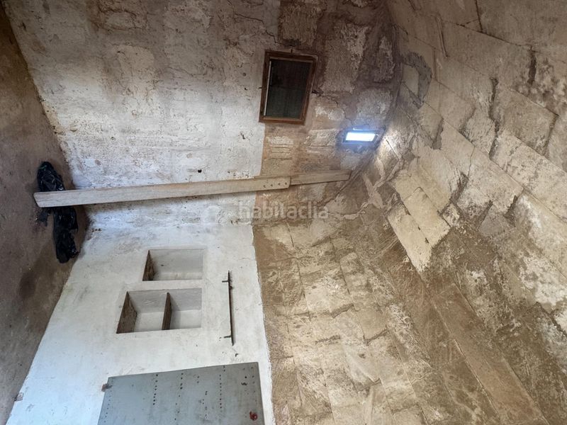 Foto dba2eef7-4ed5-4fb3-a5d0-1fd1f8ab3b22. Masia a Llucmajor interior Llucmajor