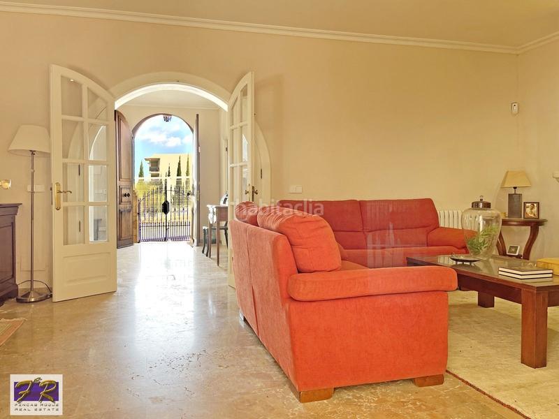 Foto b896e528-f8ba-4809-8797-f307ccf36ca7. Xalet amb calefacció aparcament a port d´Alcúdia-platja dálcúdia Alcúdia