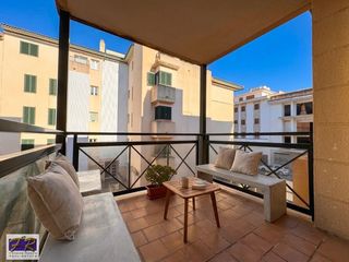Appartamento in Port de Pollença. Apartamento con parking cerca del mar puerto pollensa