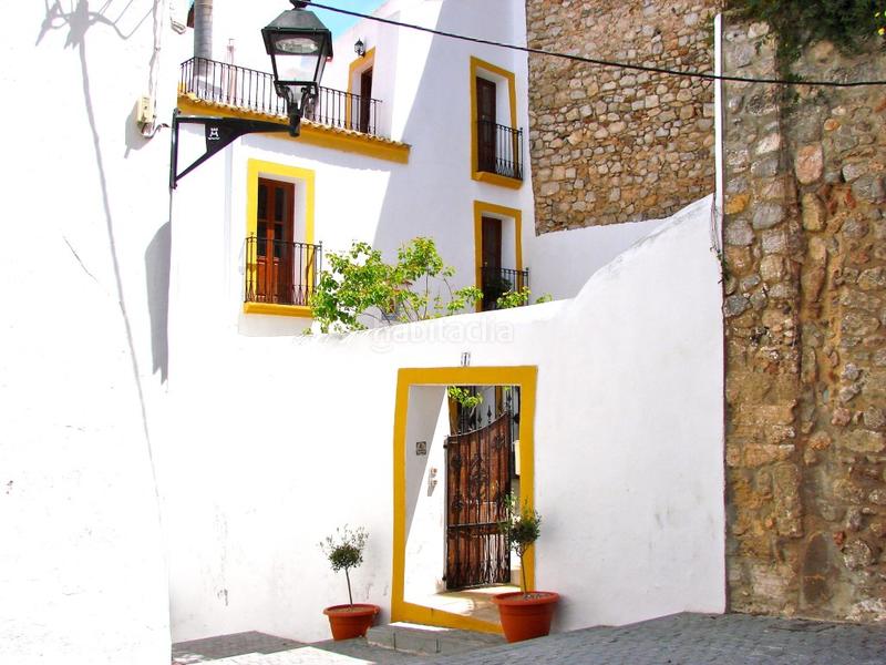 Foto fd60ebc9-8fb1-4021-9546-3faffadcefbb. Appartement dans Dalt Vila-La Marina Ibiza