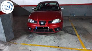 Aparcament cotxe a Centrevila. Plaza de parking en venta,  amplia coche grande y motos