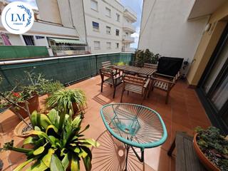 Lloguer Àtic a Barri de Mar. Alquiler para vacaciones mes de agosto atico con terraza y vista