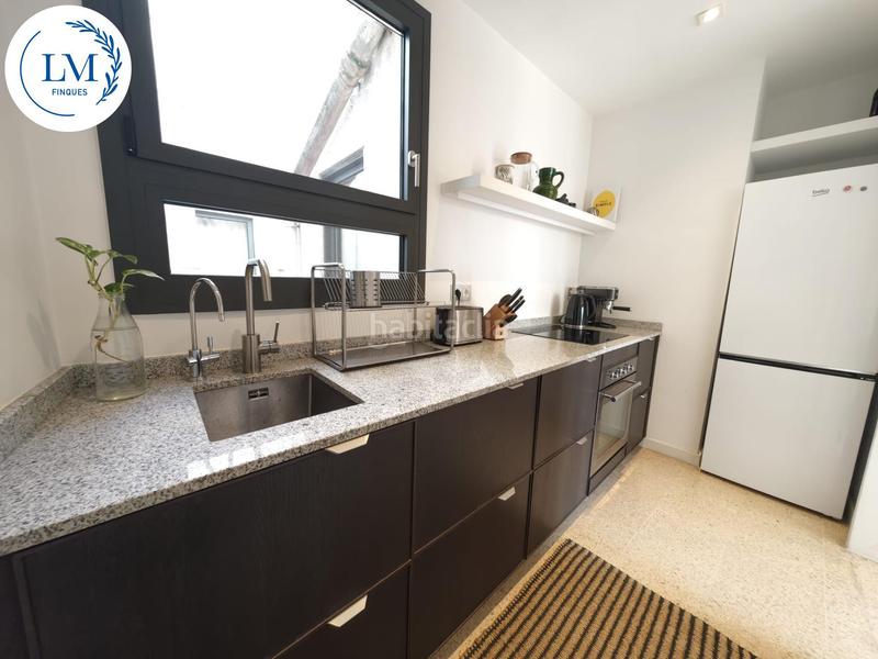 Foto fd7cdcc5-1fd1-49dc-b960-8e08bf251904. Location attique dans Barri de Mar Vilanova i la Geltrú