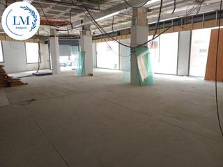 Lloguer Local Comercial a Molí de Vent. Impresionante local, apto para cualquier tipo de negocio