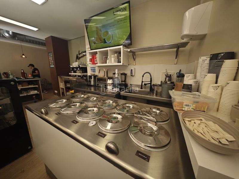 Foto 24de5d76-8e67-48ac-9bef-c45dd1decb90. Location local commercial dans Barri de Mar Vilanova i la Geltrú