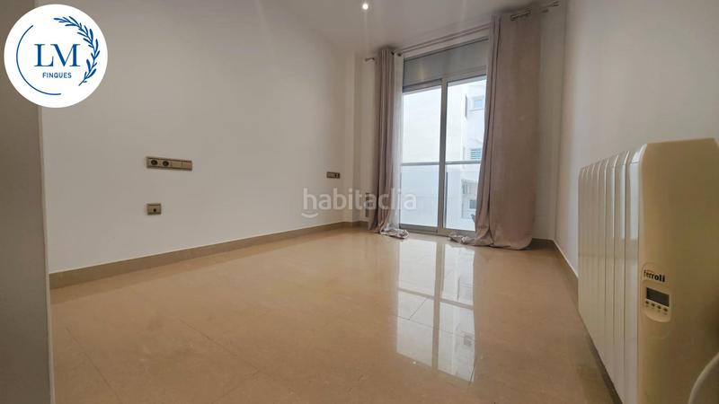 Foto a2d07a14-9880-46e3-895c-957f514125bc. Piso  en primera línea de mar, , delante del puerto. en Vilanova i la Geltrú