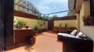 Piso  Masia frederic. Tu oasis con terraza y piscina en vilanova i la geltrú!