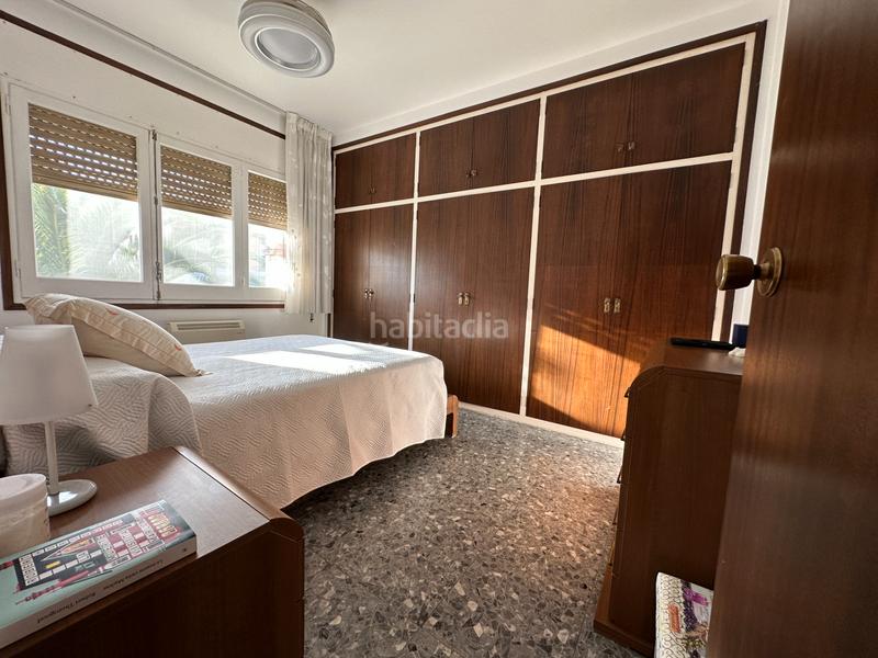 Foto 7bec02be-c254-4725-babc-047becb9d120. Casa aparellada a carrer de riera boter 19 a Pallejà