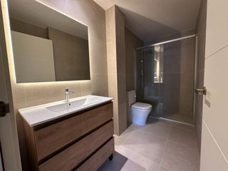 Flat in Avinguda de catalunya 55. Piso con jardín privado cerca de barcelona