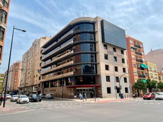 Aparcament cotxe a N/a 10. Zona mercado del lunes