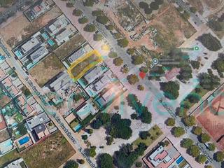 Terreny residencial  Carrer del riu jabalón. Solar en zona sensal