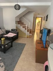 Maison jumelée à Carrer de la mare de déu dels socors 162. Casa adosada