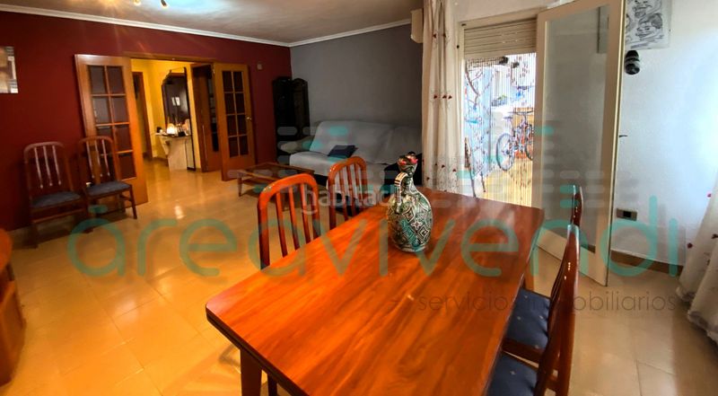 Foto bd720fd6-1bc1-4c80-b3cd-907591a15cd4. Pis a Centro Almazora / Almassora