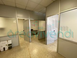 Geschäftsraum  Carrer del riu túria. Local amplio a la venta