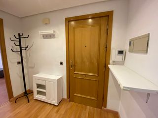 Rent Flat  Avinguda de valència. Piso sin muebles para alquilar