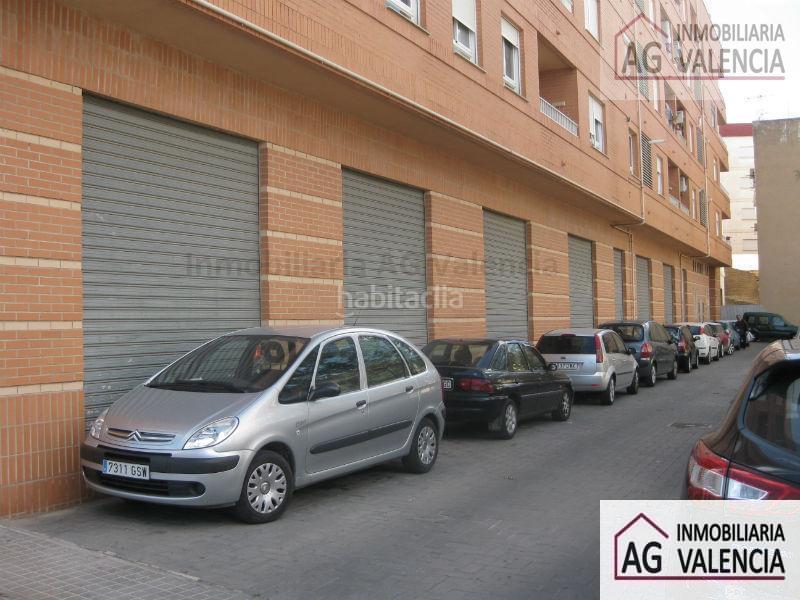 Foto 64ad44f5-cd34-4ed5-9442-d478806911ec. Location local commercial dans El Castell Burjassot
