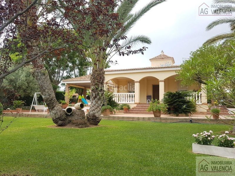 Foto 0248c4dc-b4df-4287-a27d-b76ad4e52c9d. Xalet amb calefacció aparcament piscina a Picassent