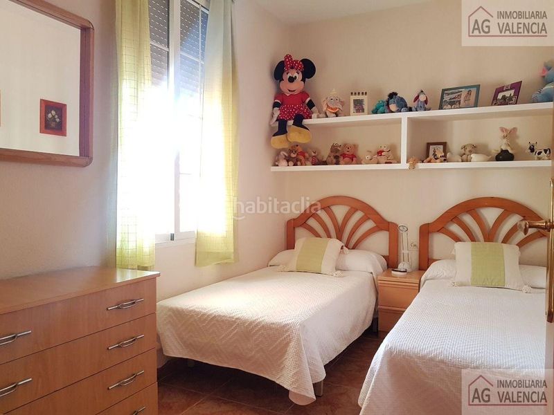 Foto 17c9d36b-fcbe-4dbf-838a-b6e8badbd7ef. Xalet amb calefacció aparcament piscina a Picassent