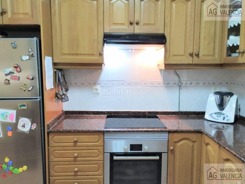 Foto 5573b7a7-ddbf-4fce-a242-78fd3a22d414. Xalet amb calefacció aparcament piscina a Picassent