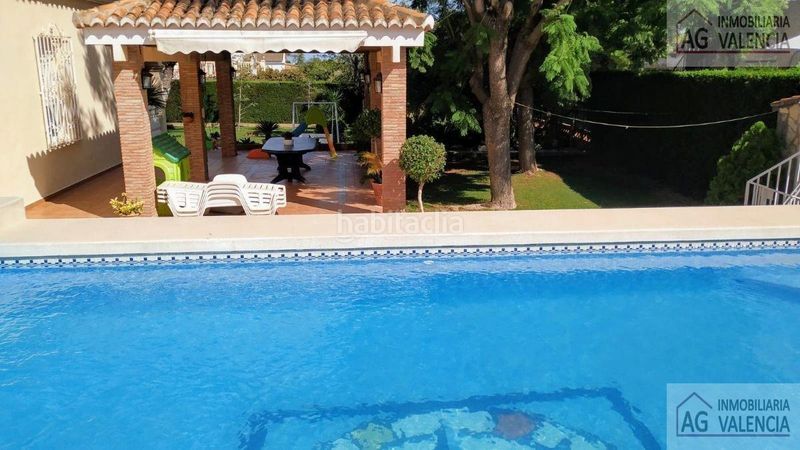 Foto 600e93df-b4e1-4b47-9464-2d7428339eea. Xalet amb calefacció aparcament piscina a Picassent