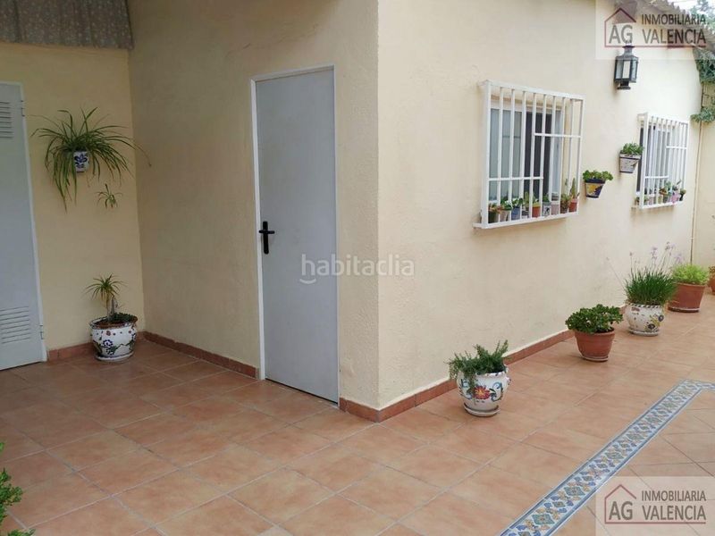 Foto a16d12b9-8857-4c96-a87c-beb8459bee1c. Xalet amb calefacció aparcament piscina a Picassent