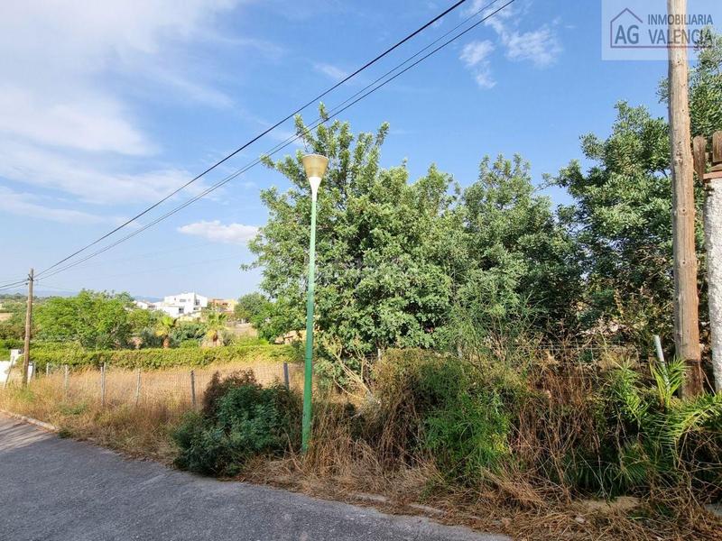 Foto 0fd78258-a25b-4fc7-a961-fe15e16cd2bc. Terreno residenziale in topacio 76 in Las Pedrizas Chiva