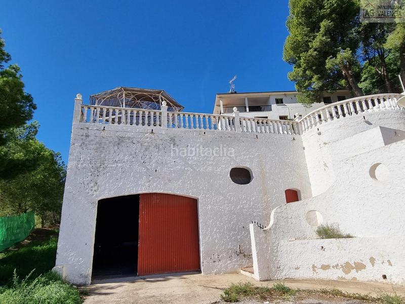 Foto f356913d-8452-4141-9470-0f8ea126bca5. Chalet con riscaldamento parcheggio piscina in Sierra Perenchiza-Cumbres de Calicanto-Sto Domingo Chiva