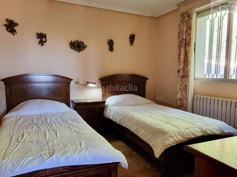 Foto fa7099e7-25a0-48df-a5b9-d53f979da466. Chalet con riscaldamento parcheggio piscina in Sierra Perenchiza-Cumbres de Calicanto-Sto Domingo Chiva