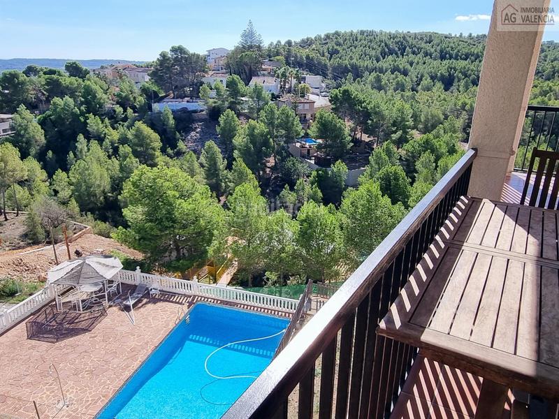 Foto fde04cfb-4334-4105-b0b3-75ab95e419b4. Chalet con riscaldamento parcheggio piscina in Sierra Perenchiza-Cumbres de Calicanto-Sto Domingo Chiva