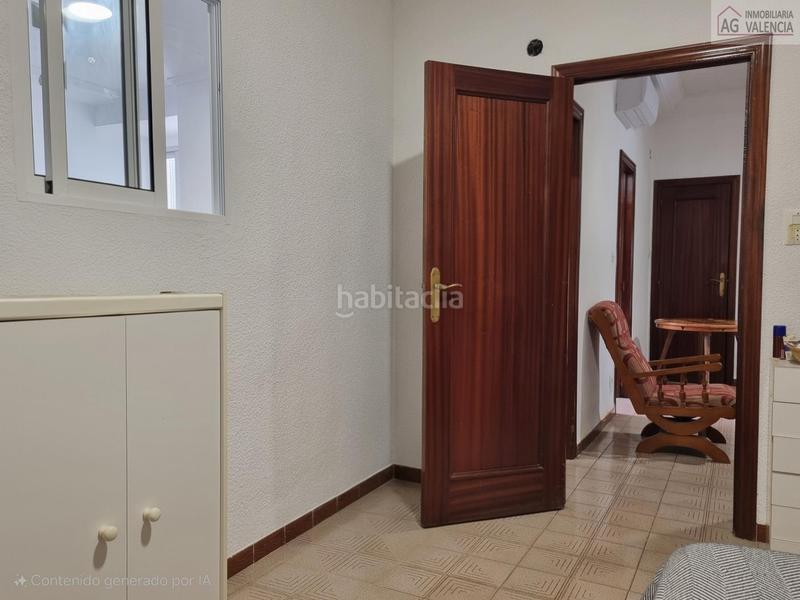 Foto 1815fd1d-e164-4fb7-b70c-42389b76799d. Duplex in Benaguasil