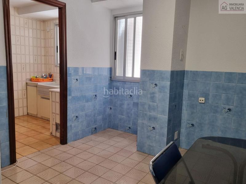 Foto fdafc35e-73e4-4597-9cfe-f3daa8d49c50. Duplex in Benaguasil