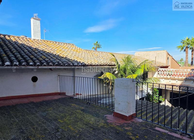 Foto 20e8eb8d-8d1c-452b-99c6-58a3e8e5fc50. Casa amb aparcament a Bonrepòs i Mirambell