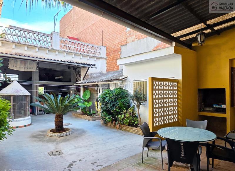 Foto 3ecccb62-41b8-4957-ac17-e945d3dd6abc. Casa amb aparcament a Bonrepòs i Mirambell