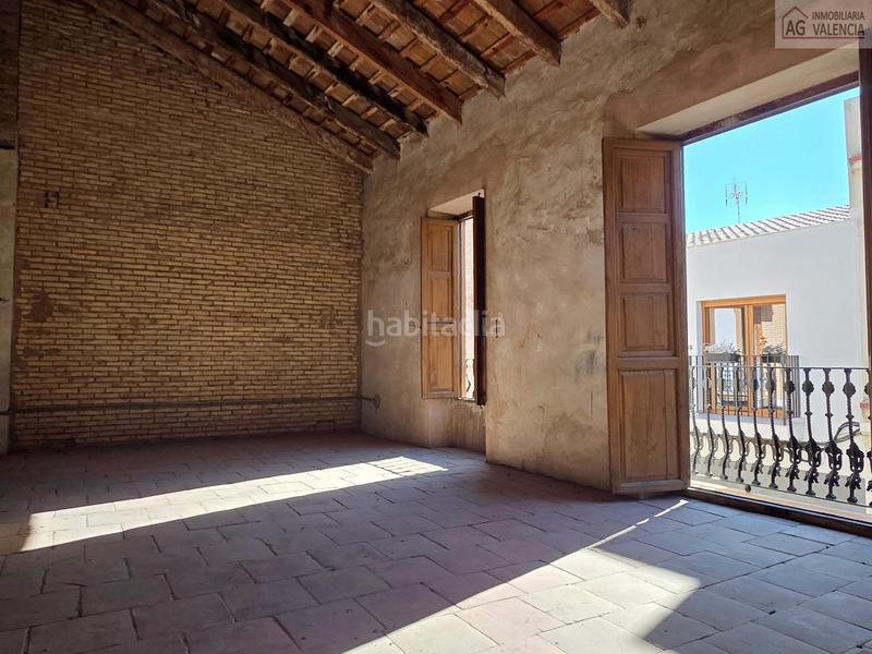 Foto 7cc1b324-7205-42c4-a897-65098ecf3e05. Casa amb aparcament a Bonrepòs i Mirambell