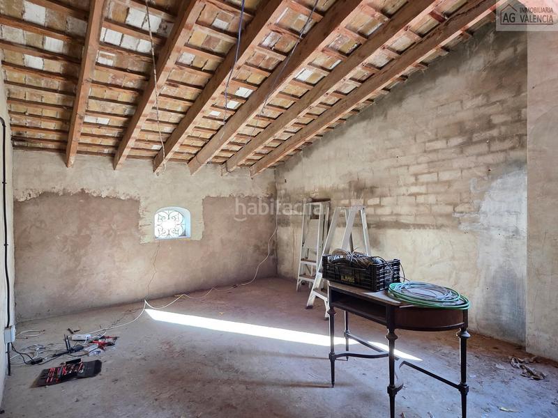 Foto a8cbef61-87ea-489f-9108-ac7a107c236e. Casa amb aparcament a Bonrepòs i Mirambell