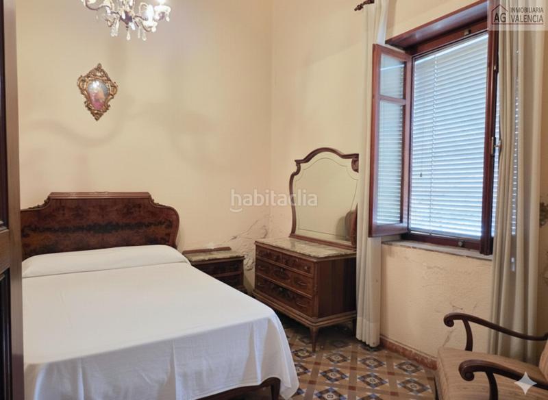 Foto d7b37b5b-dfcd-4405-9857-0d5b19d9ae16. Casa amb aparcament a Bonrepòs i Mirambell