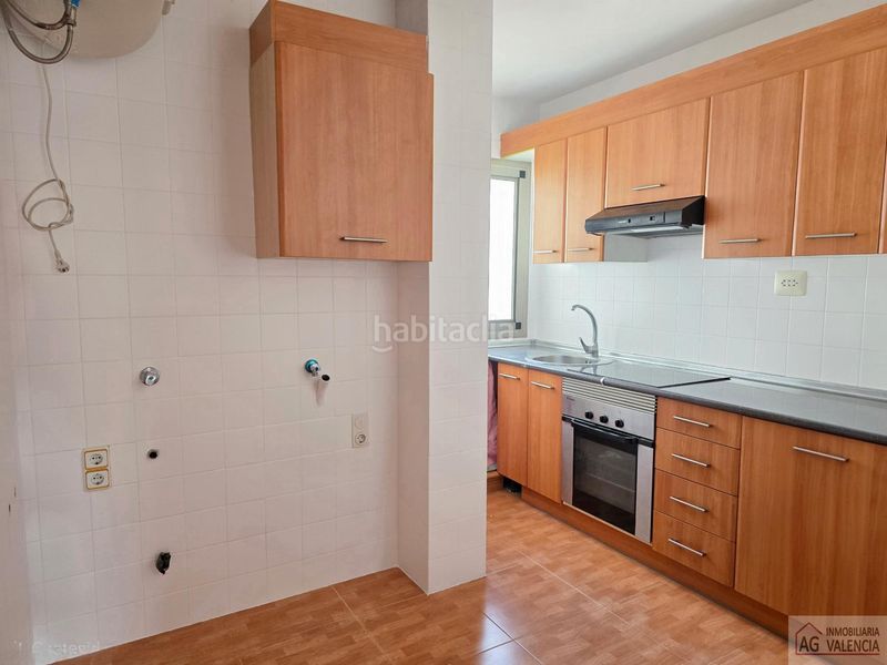 Foto a79a95a3-4768-4cdc-aa96-41135b612ebc. Pis a Torrefiel Valencia