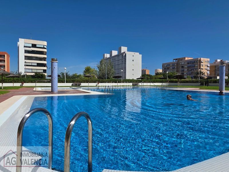 Foto 1403e393-d0b7-41af-849e-7f7f67a49d76. Pis amb aparcament piscina a Platja de la Pobla de Farnals Pobla de Farnals (la)