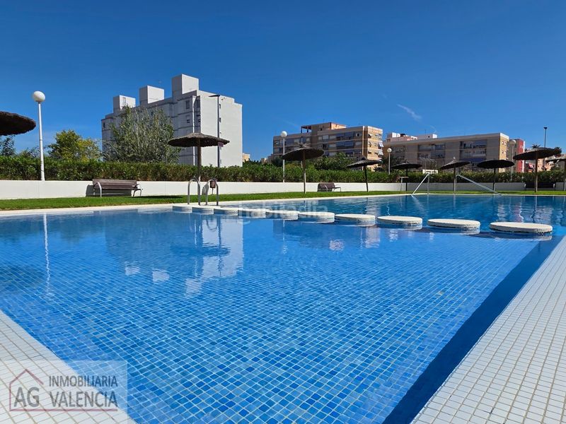 Foto 5bfeec4f-bada-471e-8d47-37649de3b5e2. Pis amb aparcament piscina a Platja de la Pobla de Farnals Pobla de Farnals (la)