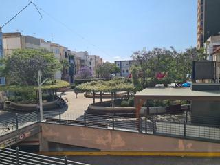 Rez-de-chaussée  Plaça de sant antoni. Planta baja en la plaza de la mera de vinaros